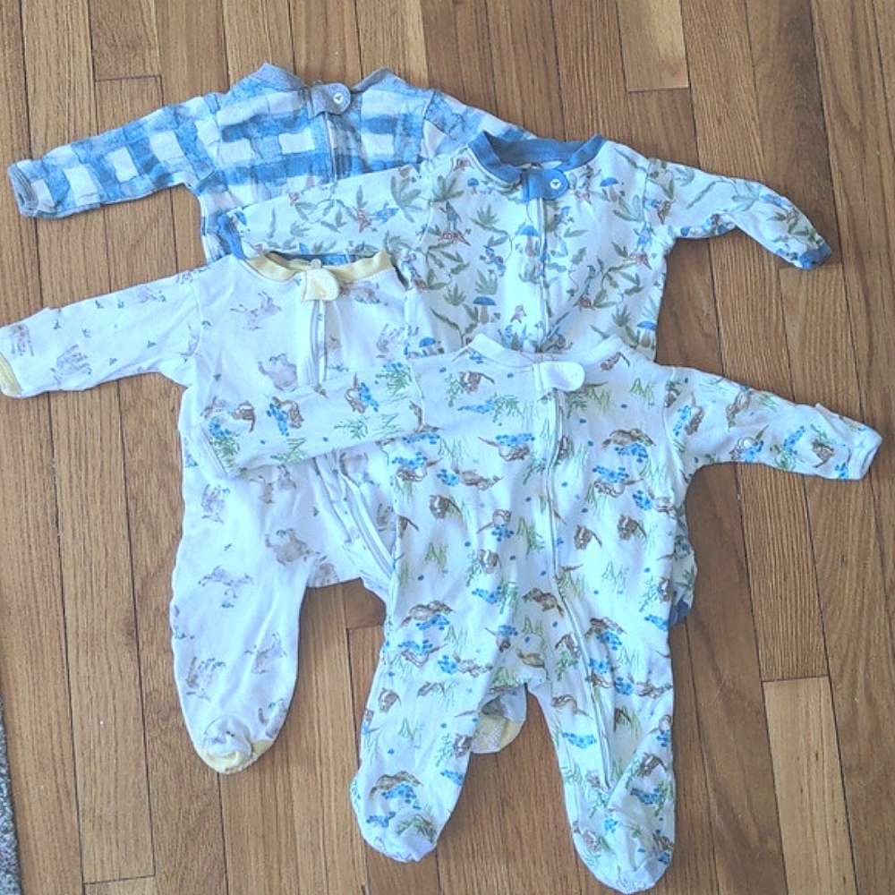 Burts Bees Baby Sleep and Play Lot